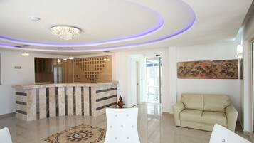 Sala de estar en el lobby