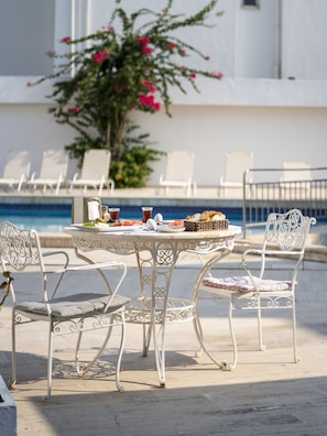 Petit déjeuner buffet compris tous les jours