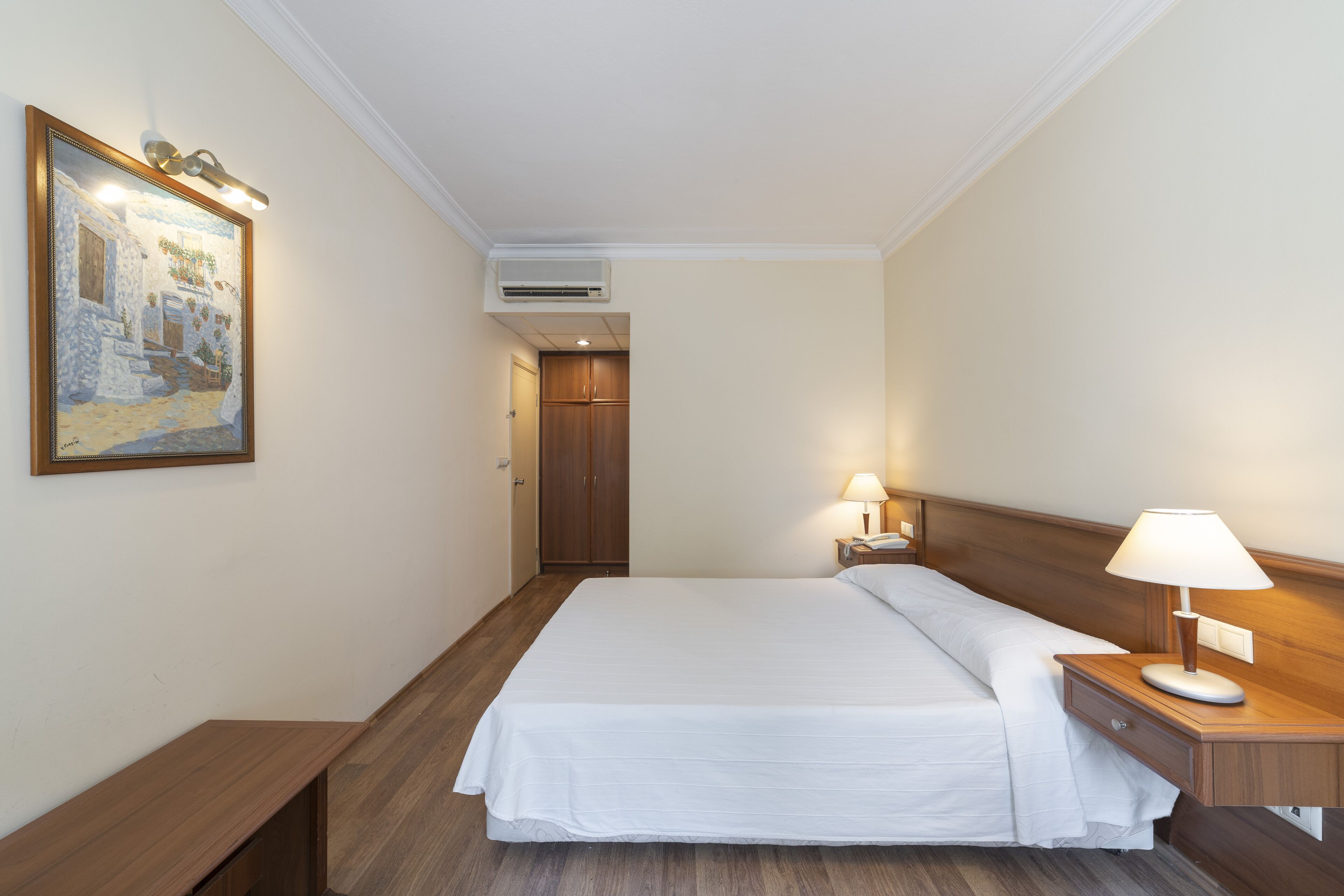 Photo - Seckin Konaklar