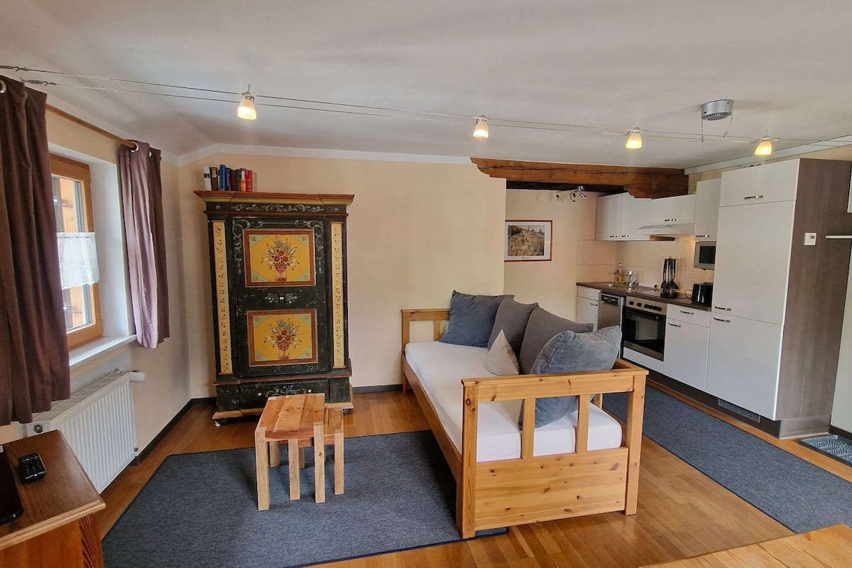 romantic condo, 1 bedroom, city view | private kitchen