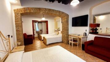 Desk, free WiFi, bed sheets