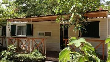 2 Schlafzimmer, Zimmersafe, individuell eingerichtet