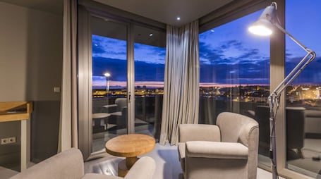 1 habitación, minibar, caja de seguridad en la habitación y escritorio