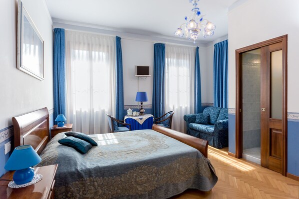 Deluxe Double Room, Private Bathroom | View from room - Casa delle Rose B&B (Venice)