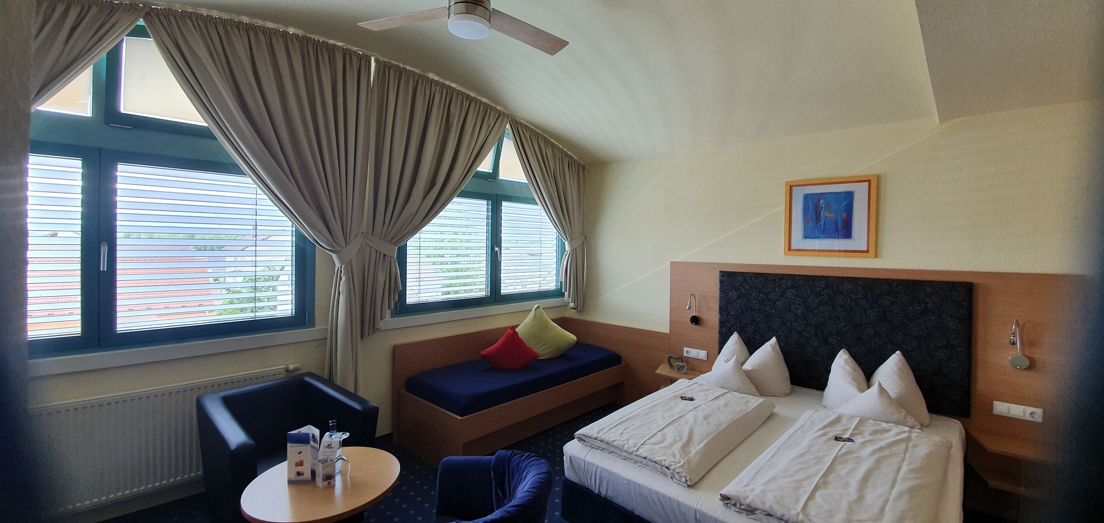 comfort double room | minibar, in-room safe, desk, iron/ironing board