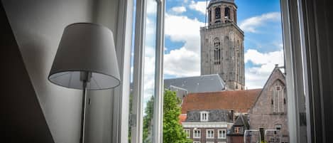 Panoramic-Studio, 2 Einzelbetten, Terrasse, Stadtblick | Ausblick vom Zimmer