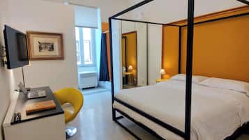 Suite superior, baño en la habitación | 1 habitación, sábanas de algodón egipcio y ropa de cama de alta calidad