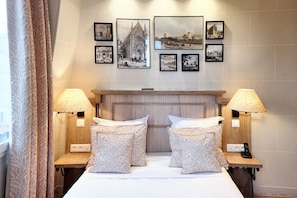 Classic Double Room | Hypo-allergenic bedding, in-room safe, individually decorated, desk