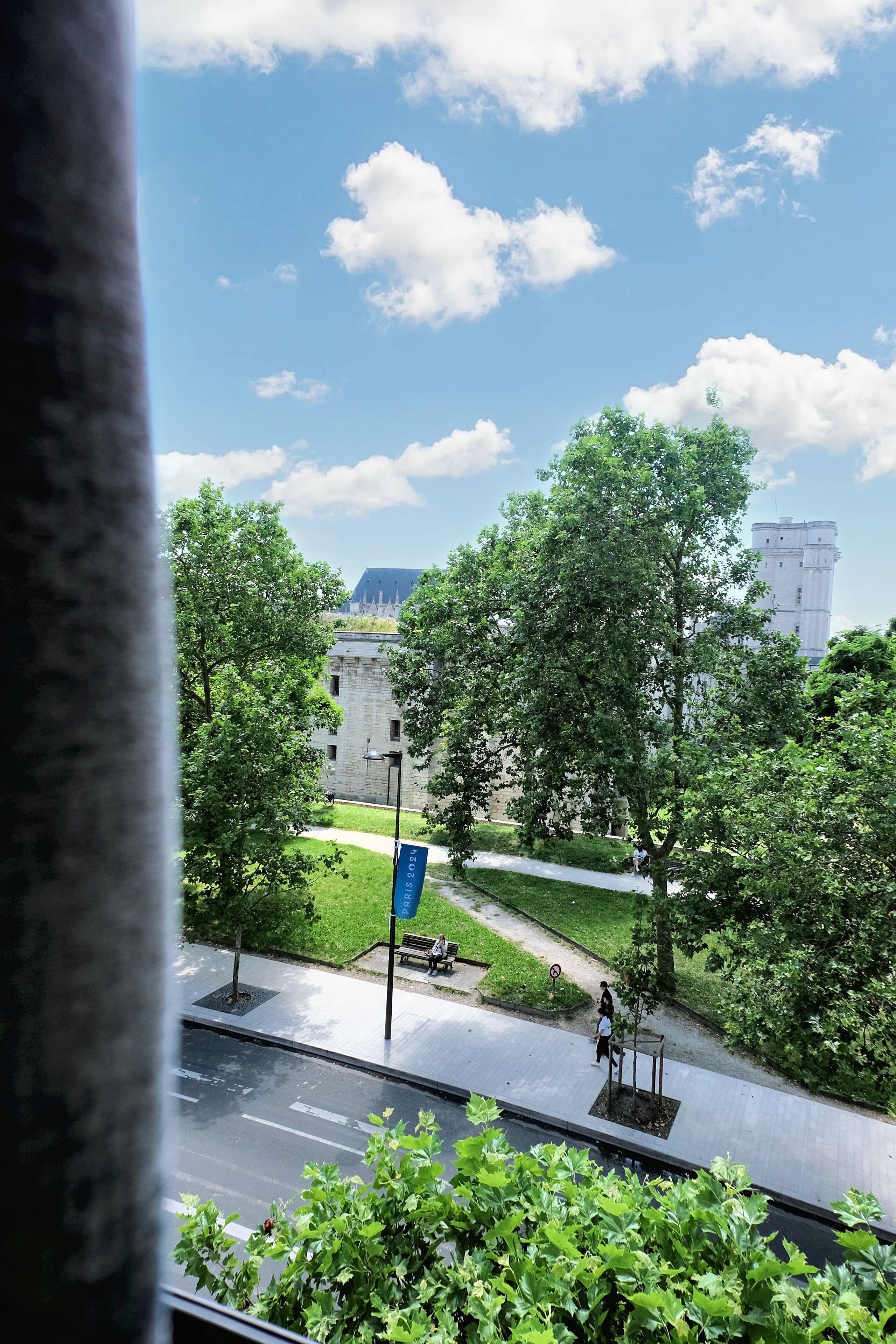 twin room | hypo-allergenic bedding, in-room safe, individually decorated, desk