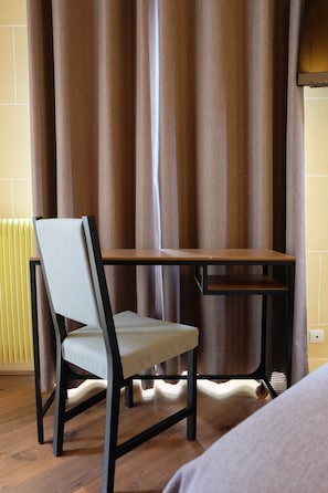 Classic Double Room | Hypo-allergenic bedding, in-room safe, individually decorated, desk