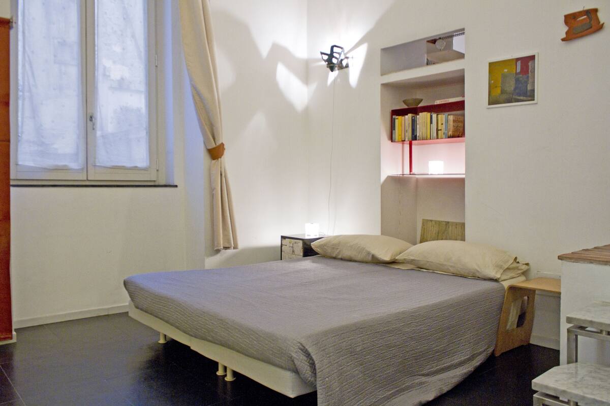 1 bedroom, cribs (surcharge), WiFi (free), individually decorated