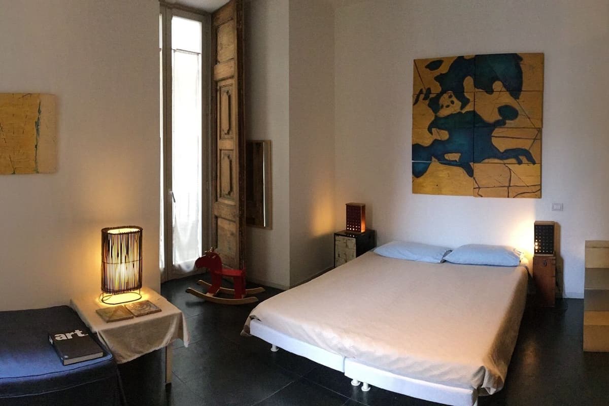 1 bedroom, cribs (surcharge), WiFi (free), individually decorated