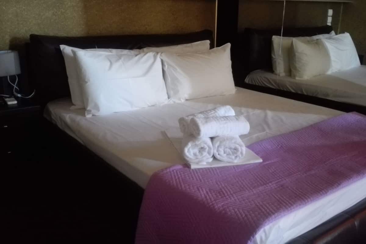 Desk, soundproofing, iron/ironing board, free WiFi