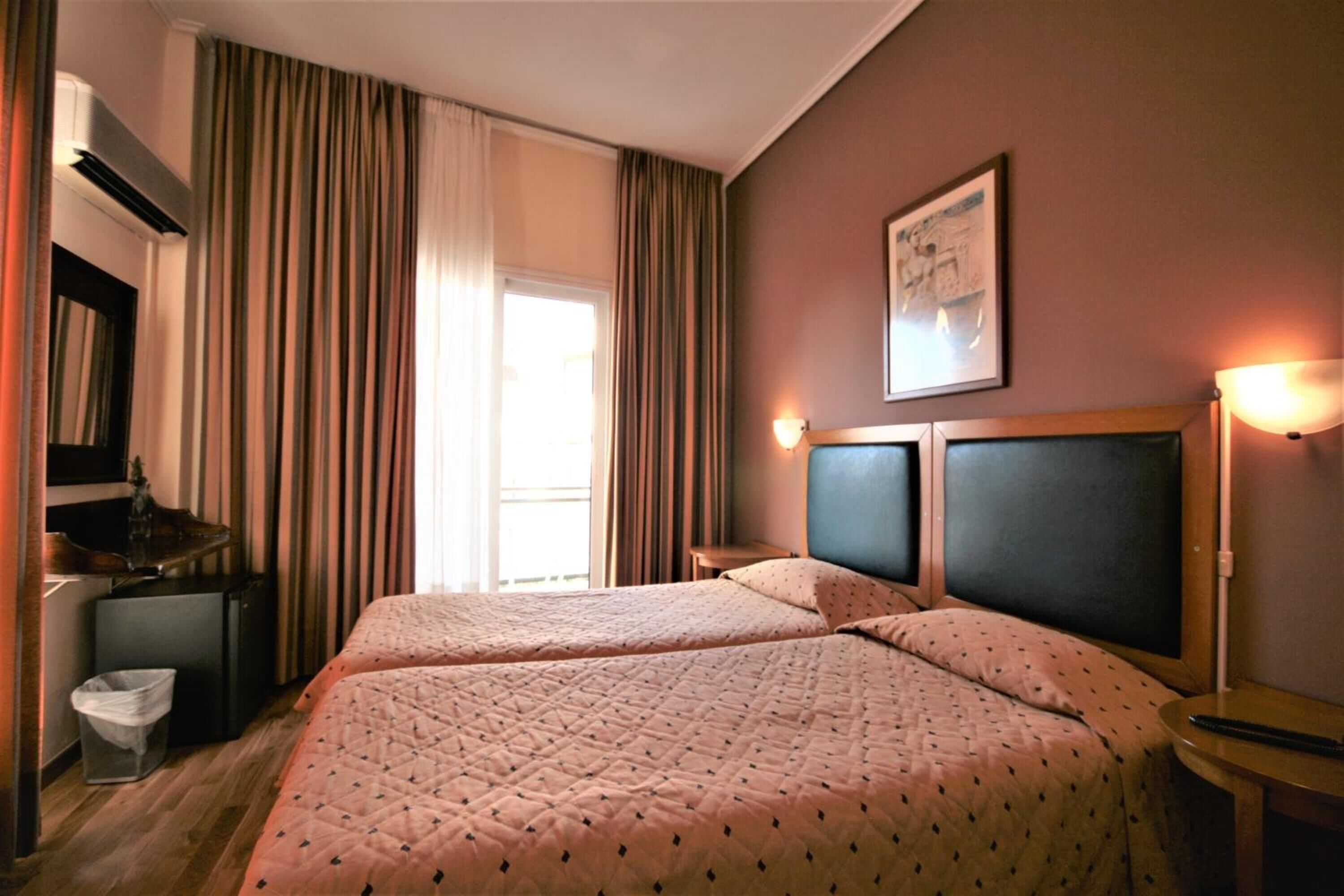 In-room safe, desk, blackout drapes, soundproofing