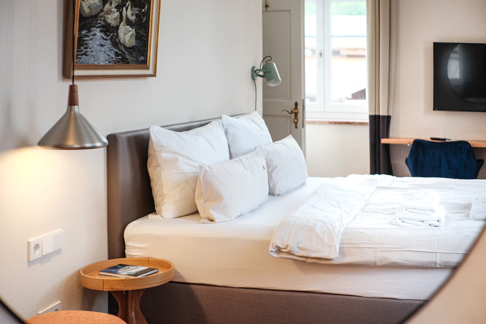 signature double room, 1 king bed, non smoking | 1 bedroom, premium bedding, individually decorated