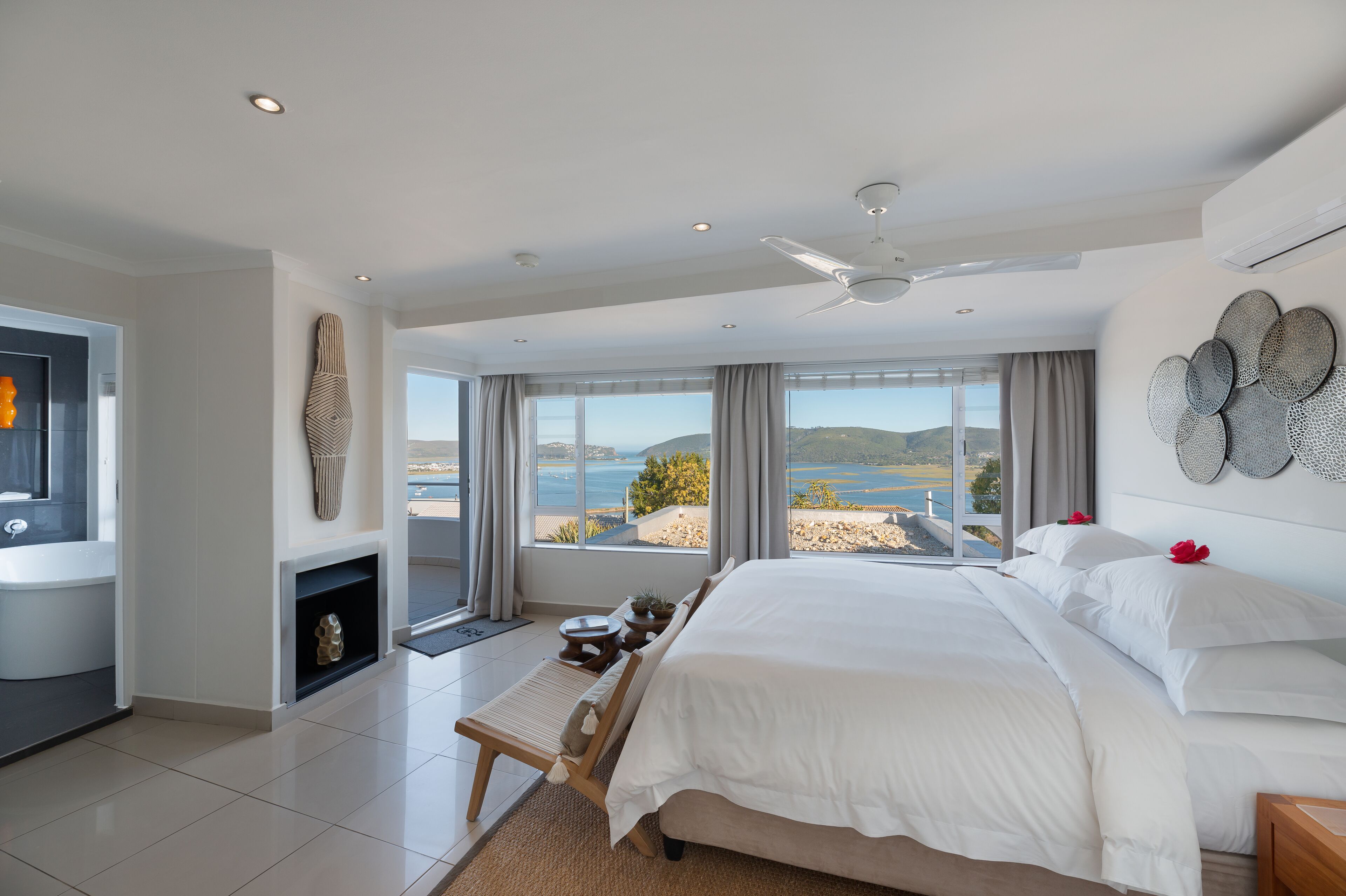 Gouna Suite | Peralatan tempat tidur premium, gebar bulu kapas, bar mini 