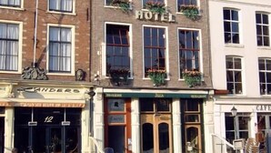 Front of property - Amadeus Hotel (Haarlem)