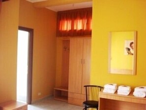 LCD TV - B&B Hotel Bicocca (Milan)