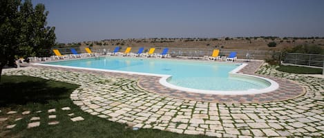 Outdoor pool, sun loungers