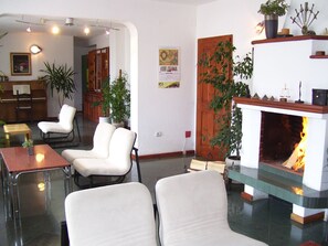 Lobby sitting area - Rahoff (Bansko)