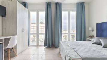 Chambre Double, balcon, vue mer