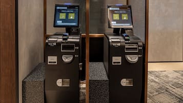 Check-in-/Check-out-Schalter