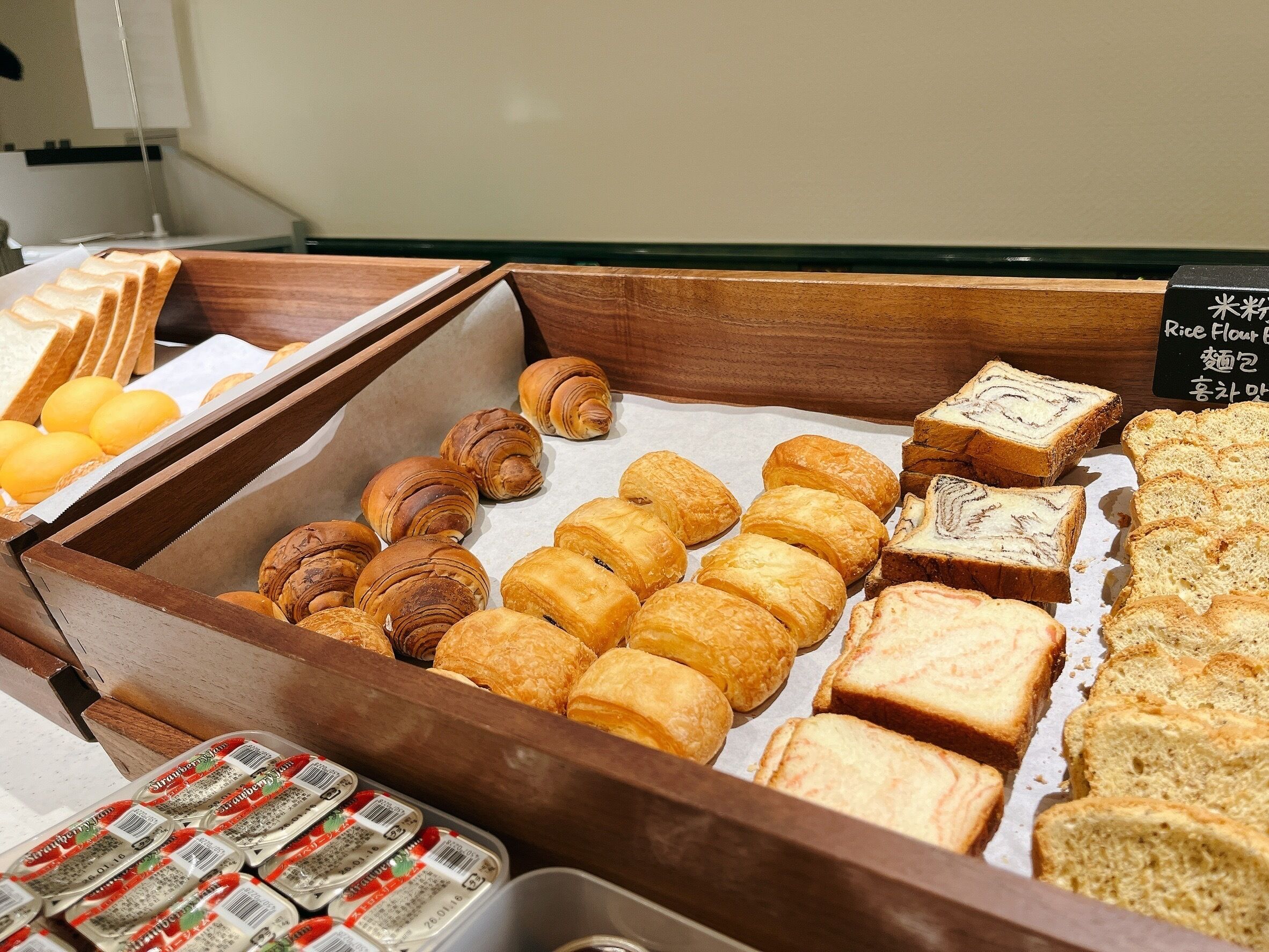 Photo - Hotel Bali An Resort Shinsaibashi Near Dotonbori