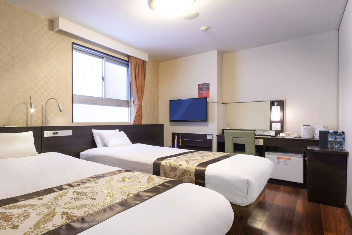 Premium bedding, memory-foam beds, in-room safe, desk