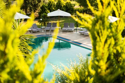 Terinikos Sunny Garden Hotel & Junior Suites