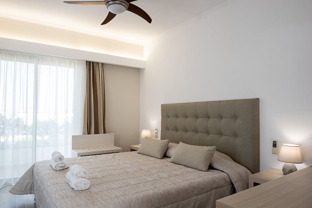Suite superior | 1 dormitorio, colchones con acolchado adicional, caja fuerte