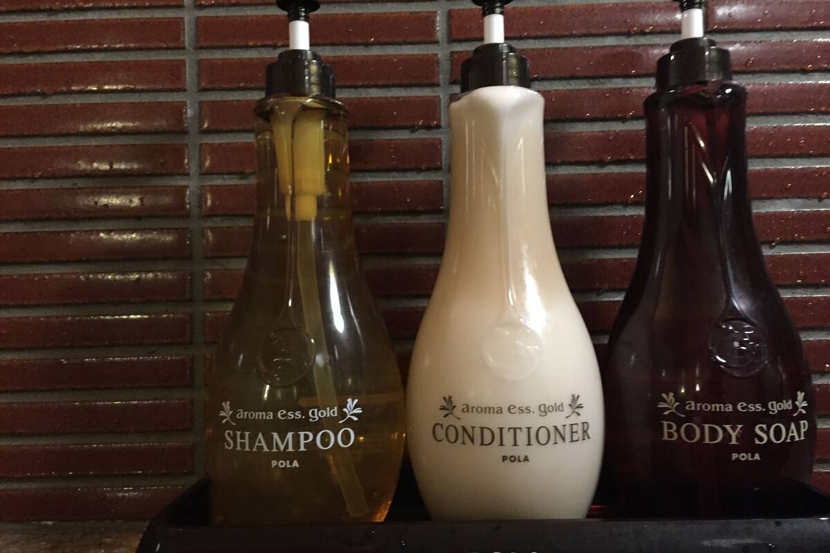 sauna, hot tub, steam room