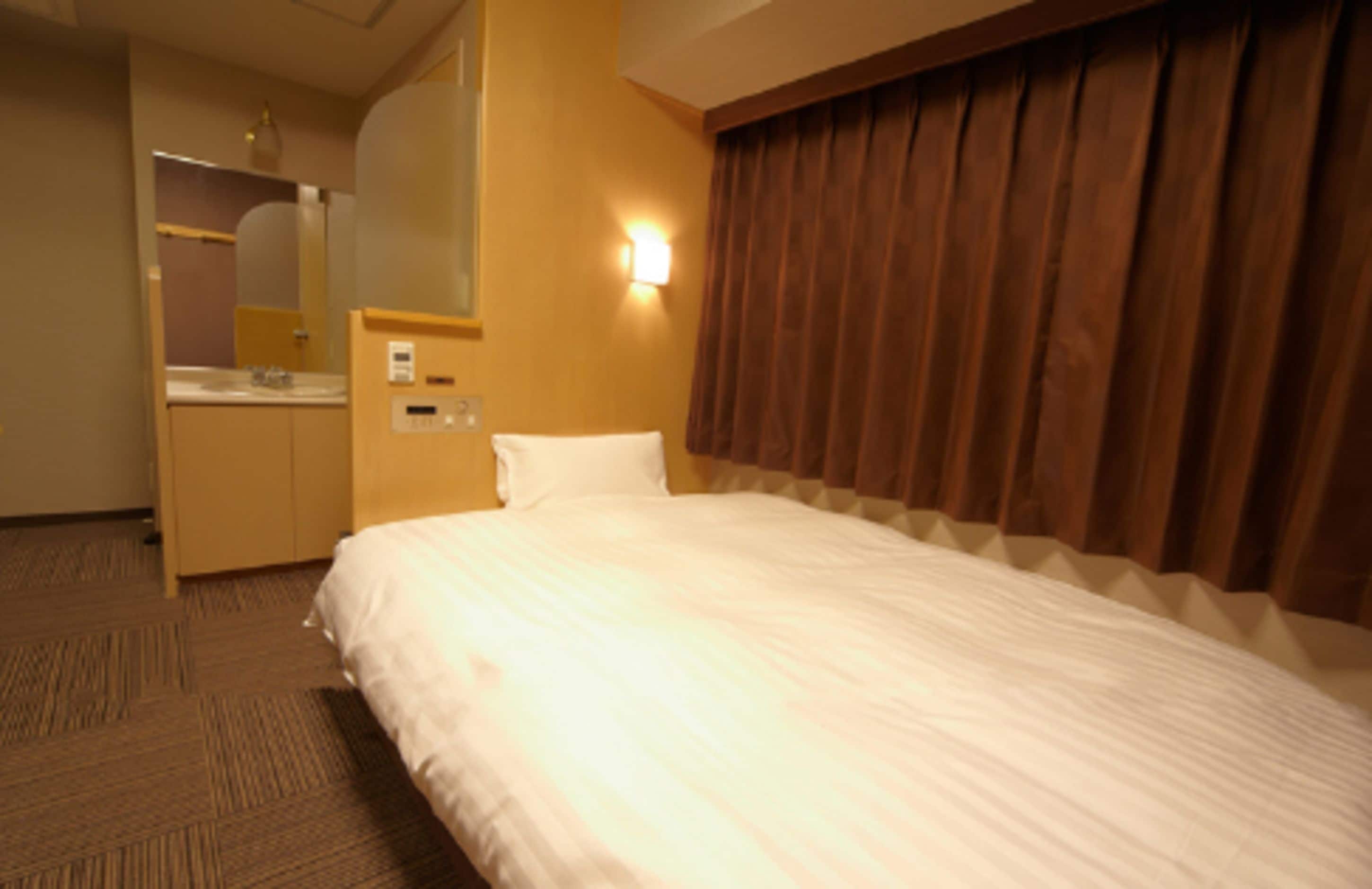 1 bedroom, soundproofing, iron/ironing board, free wifi