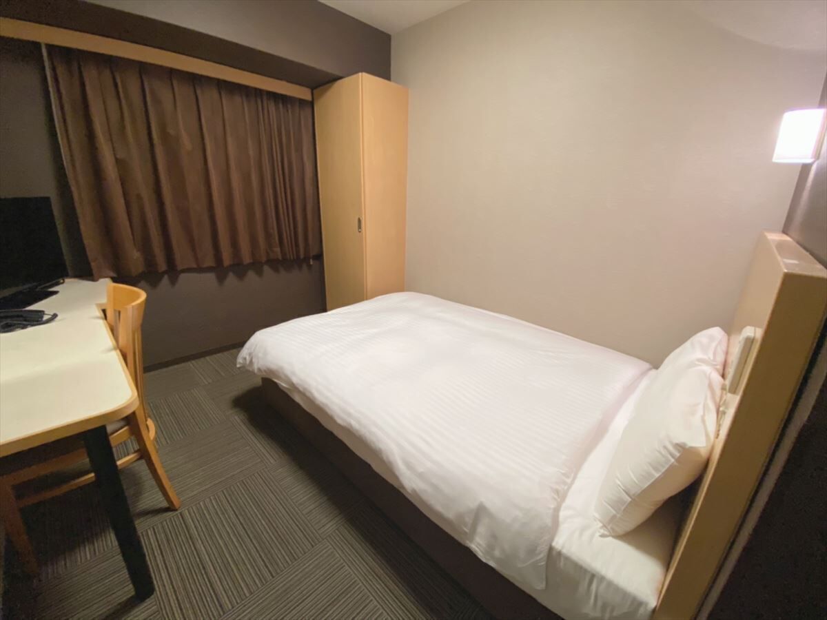 Soundproofing, iron/ironing board, free WiFi, bed sheets