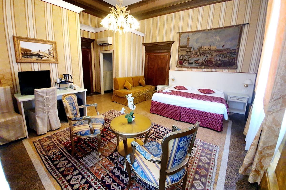 Literie de qualité supérieure, minibar, coffres-forts dans les chambres