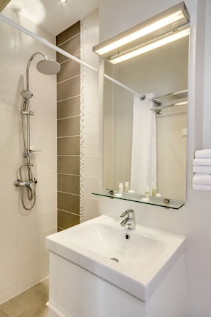 Bathroom - Hôtel le Mondon (Metz)