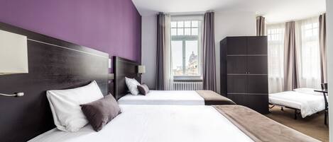 Twin Room + Single bed | Down comforters, minibar, in-room safe, desk