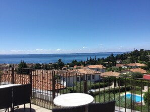 Petit déjeuner buffet compris tous les jours