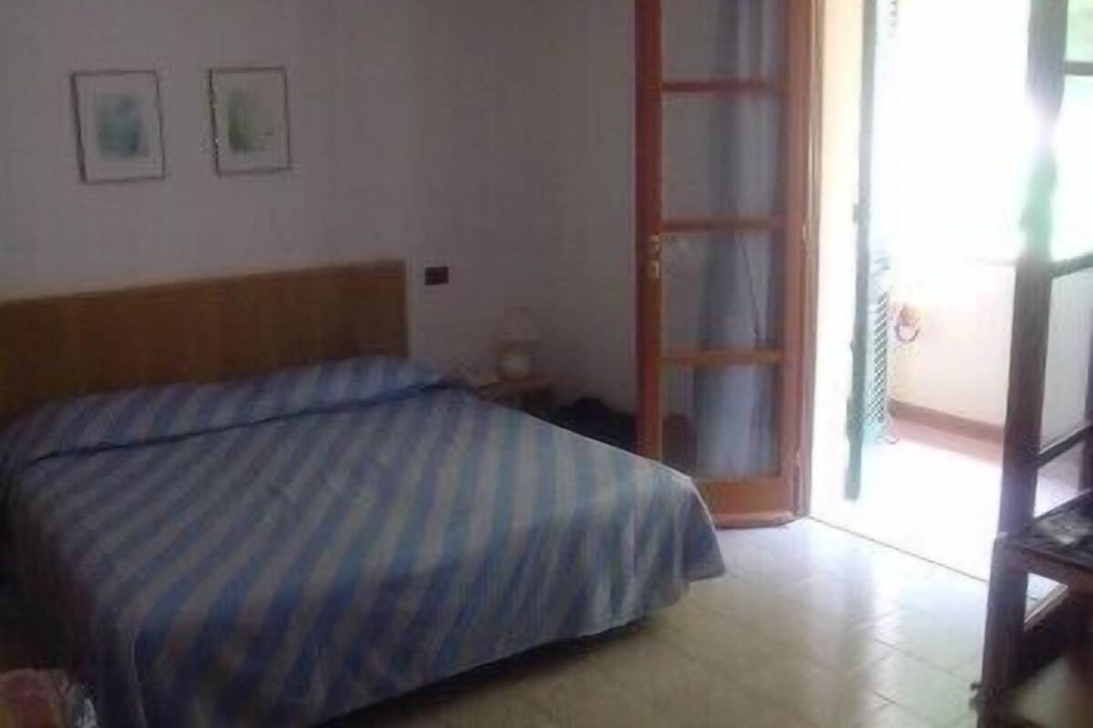 Minibar, lits bébé (gratuits), Wi-Fi gratuit, draps fournis