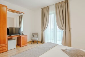 Comfort Double or Twin Room, Balcony | Premium bedding, down duvets, pillow-top beds, soundproofing - Nuova Barcaccia (Peschiera del Garda)