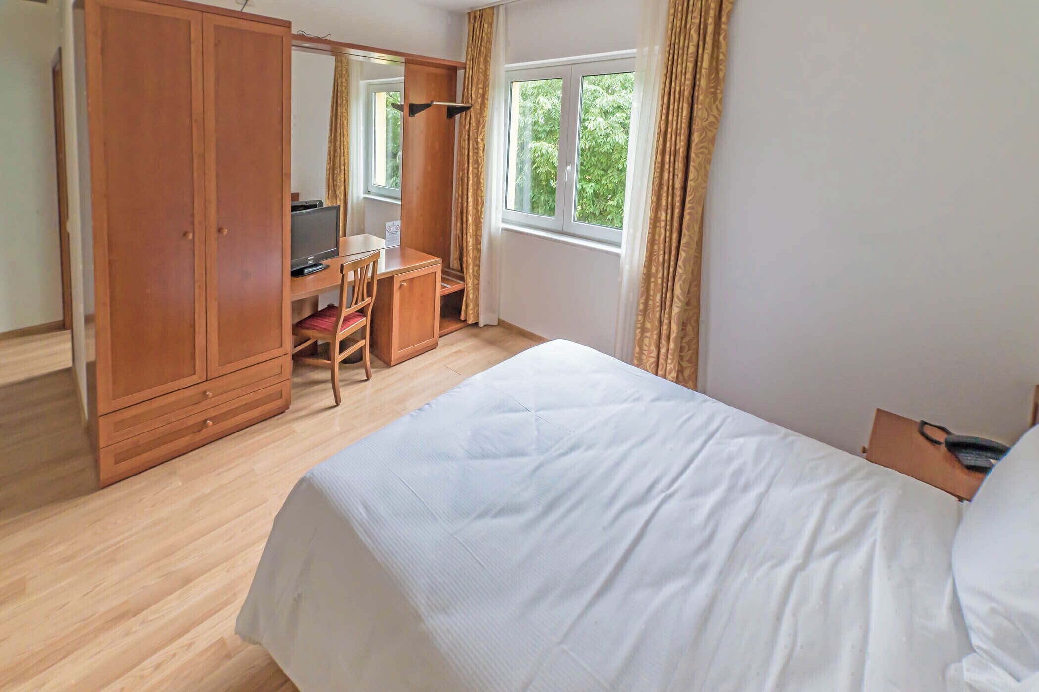 Sengetøy av topp kvalitet, dundyner og senger med overmadrass