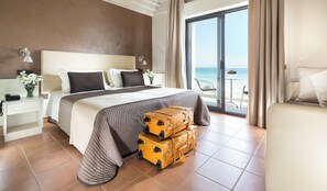 Deluxe Room | 1 bedroom, minibar, in-room safe, individually furnished - Hotel Ambasciatori (Riccione)