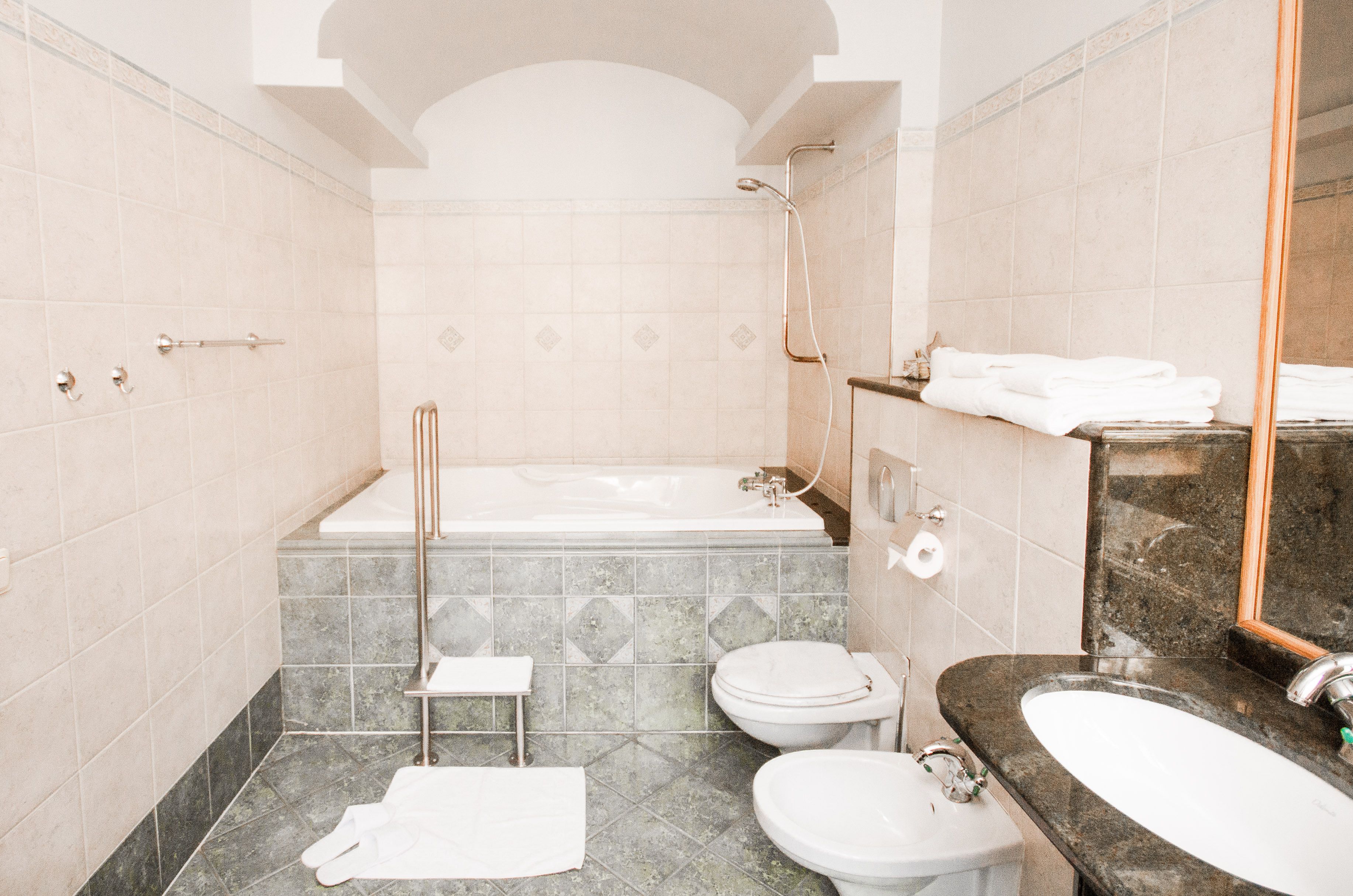 Photo - Hotel Kert FREE PARKING