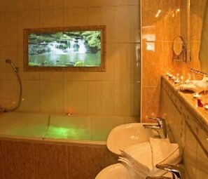 Bathroom - Wellness Landhotel Prinz Wellness Romantik (Anger)