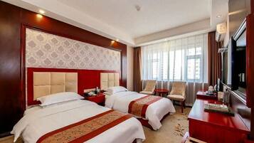 Minibar, in-room safe, desk, wired internet