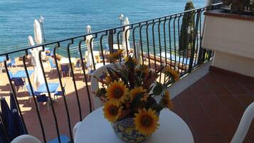 Double or Twin Room, 1 Double or 2 Twin Beds, Sea View | Balcony