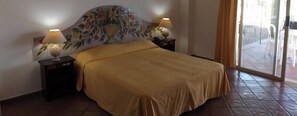 View from property - Bay Palace (Taormina)