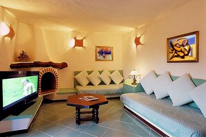 Family Room, Balcony, Sea View | 1 bedroom, down comforters, minibar, in-room safe