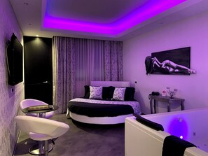 Exclusive-suite - boblebad | Egyptiske bomuldslagner, premium-sengetøj, dundyner, minibar