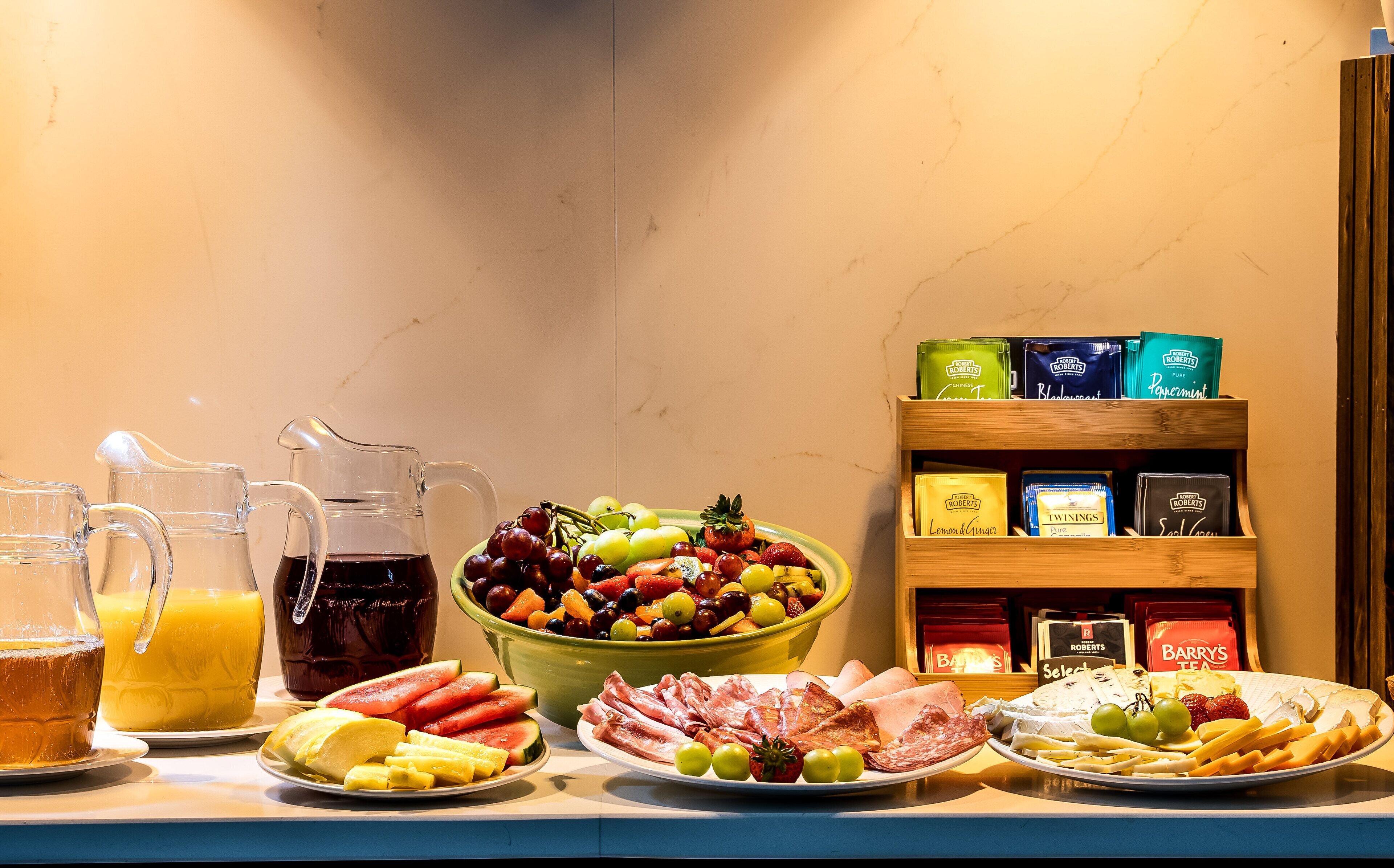 每日供应欧陆式早餐（每人 EUR 10.50）