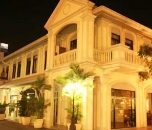 Exterior - The Heritage Baan Silom Hotel (Bangkok)